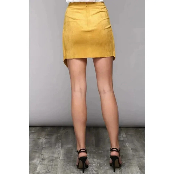 Do + Be Suede Wrap Mini Skirt Gold Size M - Picture 3 of 9